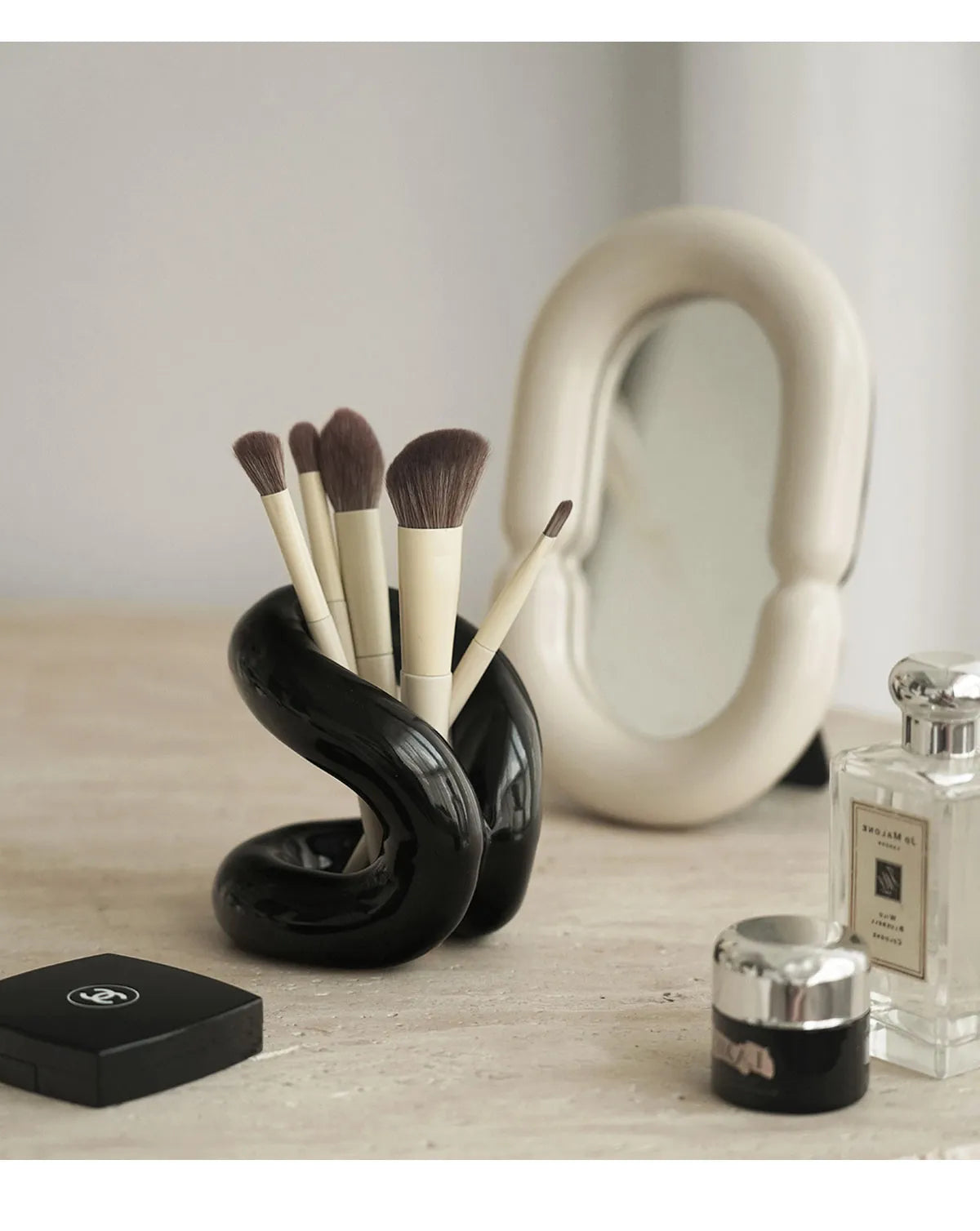Edler Halter für Make-up Pinsel